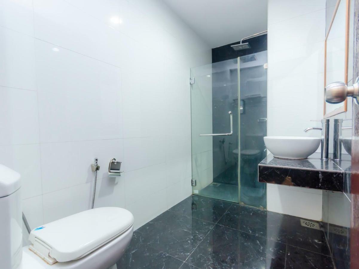 Wf Hotel Джохор-Бару Экстерьер фото