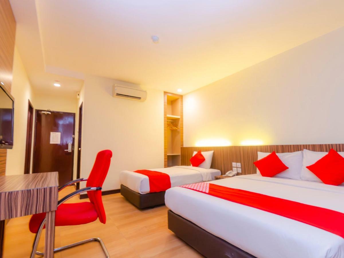 Wf Hotel Джохор-Бару Экстерьер фото