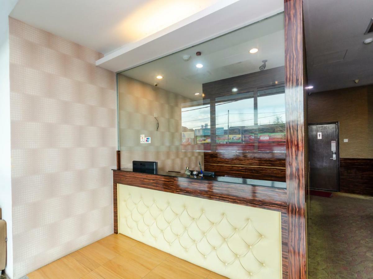 Wf Hotel Джохор-Бару Экстерьер фото